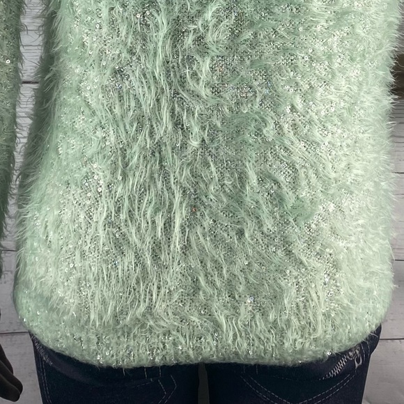 Anthony Richard’s Sweater 💚 Mint Green Shimmery - Picture 11 of 12